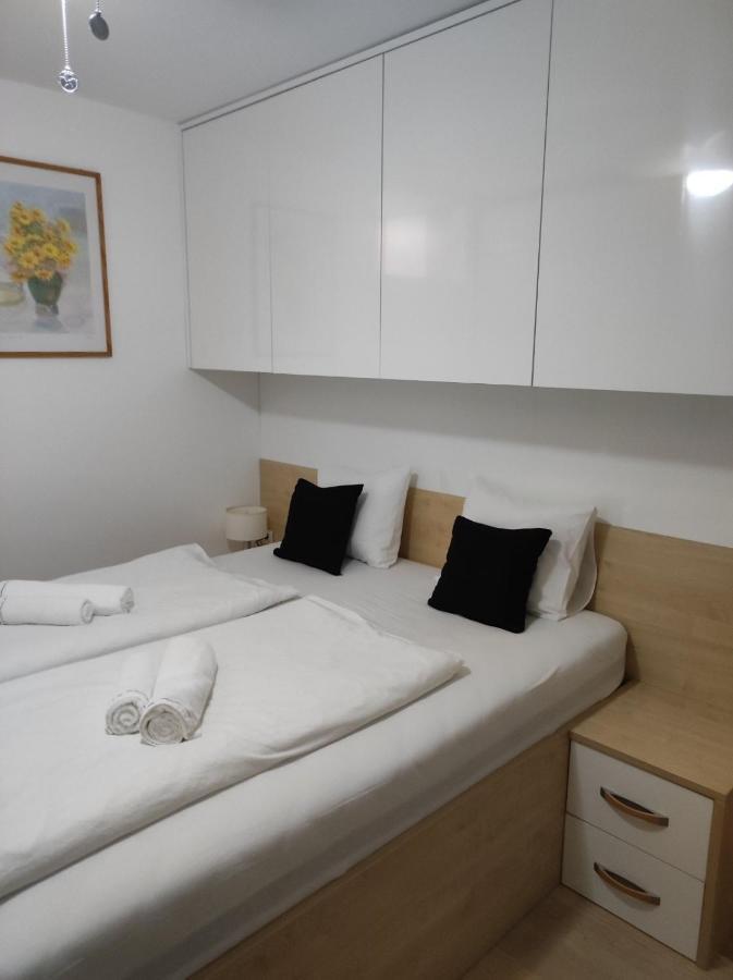 Lola Home Карловац Экстерьер фото